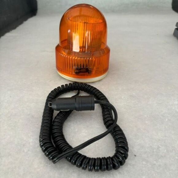 Peterson Manufacturing Model 773 Amber Strobe Light Magnetic Bottom - Picture 1 of 6